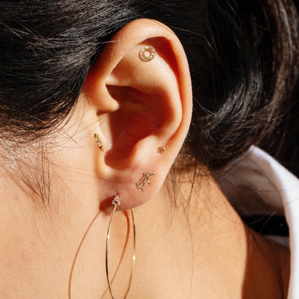 piercings oreja de mujer